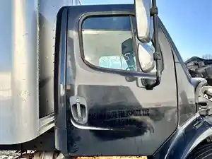 Used 2018 Freightliner M2 106 Door (Stock #P-491742)) Part Image