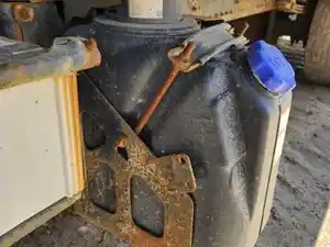 Used 2018 Hino 155 DEF Tank (Stock #P-99959)) Part Image