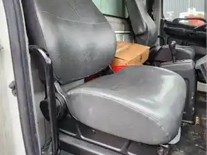 Used 2018 Hino 268 Seat (Stock #P-77072)) Part Image