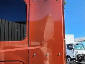 Used 2018 International LT625 Sleeper Fairing (Stock #P-74988)) Part Image