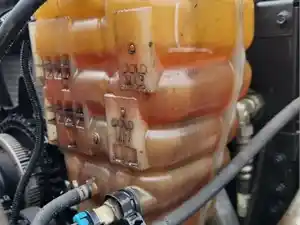 Used 2018 International WorkStar 7500 Radiator Overflow Bottle (Stock #P-111865)) Part Image