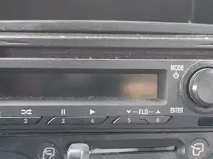 Used 2018 Isuzu FTR Radio (Stock #P-497479)) Part Image