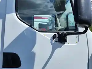 Used 2018 Peterbilt 220 Door (Stock #P-99051)) Part Image
