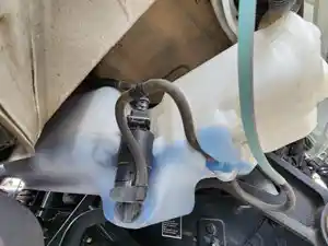 Used 2018 Peterbilt 220 Windshield Washer Reservoir (Stock #P-99033)) Part Image