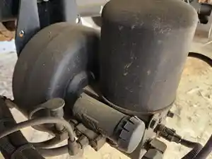 Used 2018 Peterbilt 337 Air Dryer (Stock #P-100986)) Part Image