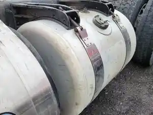 Used 2018 Peterbilt 567 Fuel Tank (Stock #P-497871)) Part Image