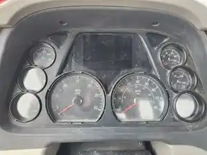 Used 2018 Peterbilt 567 Instrument Cluster (Stock #P-494211)) Part Image