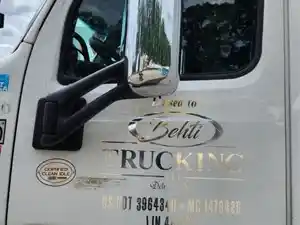 Used 2018 Peterbilt 579 Door (Stock #P-102991)) Part Image