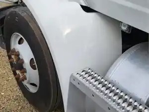 Used 2018 Peterbilt 579 Fender Extension Image