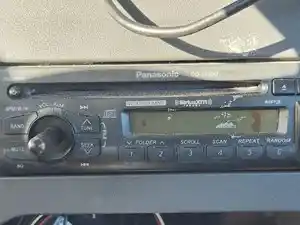 Used 2018 Peterbilt 579 Radio (Stock #P-113724)) Part Image