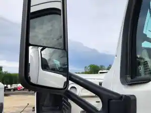 Used 2018 Peterbilt 579 Side View Mirror (Stock #P-504039)) Part Image