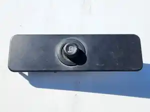 Used 2019 Ford F-650 Door Electric Switch (Stock #P-498754)) Part Image