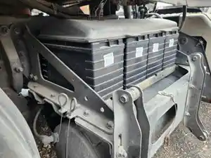 Used 2019 Freightliner Cascadia 116 Day Cab Battery Box (Stock #P-115022)) Part Image