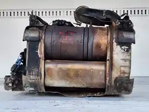 Used 2019 Freightliner Cascadia 116 Day Cab Diesel Particulate Filter (DPF) (Stock #P-63318)) Part Image