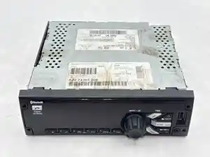 Used 2019 Freightliner Cascadia 116 Day Cab Radio (Stock #P-100231)) Part Image