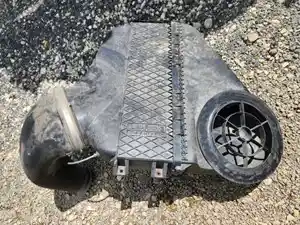 Used 2019 Freightliner Cascadia 125 Air Cleaner (Stock #P-503572)) Part Image