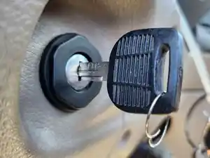 Used 2019 Freightliner Cascadia 125 Ignition Switch (Stock #P-503617)) Part Image