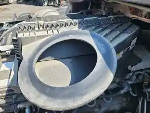 Used 2019 Freightliner Cascadia 126 Air Cleaner (Stock #P-505667)) Part Image