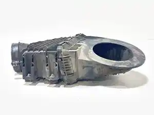 Used 2019 Freightliner Cascadia 126 Air Cleaner (Stock #P-71586)) Part Image