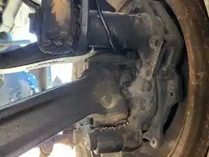Used 2019 Freightliner Cascadia 126 Spindle/Knuckle (Stock #P-503341)) Part Image
