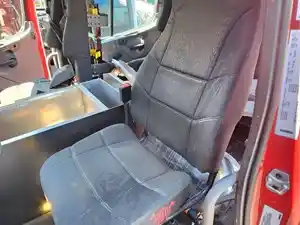 Used 2019 Freightliner M2 106 Seat (Stock #P-504340)) Part Image