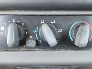 Used 2019 Freightliner M2 112 Medium Duty Heater/AC Control Assy (Stock #P-494637)) Part Image