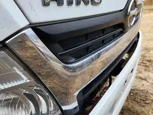 Used 2019 Hino 195 Grille (Stock #P-100092)) Part Image