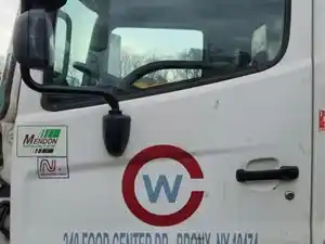 Used 2019 Hino 268 Door (Stock #P-72354)) Part Image