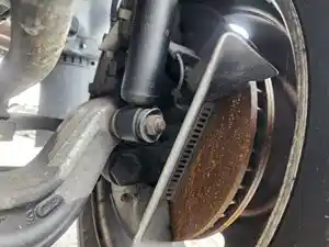 Used 2019 Isuzu NPR-HD Spindle/Knuckle (Stock #P-493001)) Part Image