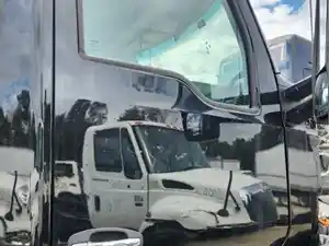 Used 2019 Kenworth T680 Door (Stock #P-112698)) Part Image