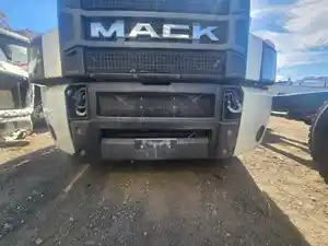 Used 2019 Mack Anthem Bumper (Stock #P-91059)) Part Image