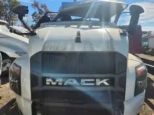Used 2019 Mack Anthem Hood (Stock #P-91060)) Part Image