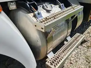 Used 2019 Peterbilt 337 Fuel Tank (Stock #P-505033)) Part Image