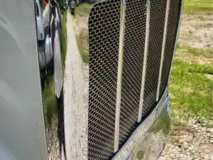 Used 2019 Peterbilt 337 Grille (Stock #P-505054)) Part Image