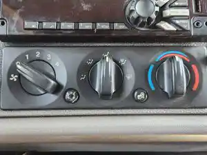 Used 2019 Peterbilt 389 Heater/AC Control Assy (Stock #P-511093)) Part Image