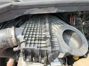 Used 2020 Freightliner Cascadia 116 Air Cleaner (Stock #P-55573)) Part Image