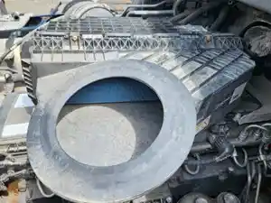 Used 2020 Freightliner Cascadia 126 Air Cleaner (Stock #P-505964)) Part Image