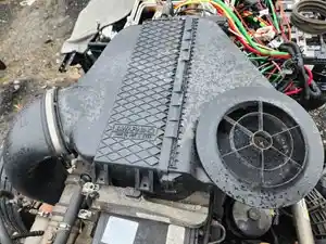 Used 2020 Freightliner Cascadia 126 Air Cleaner (Stock #P-499182)) Part Image