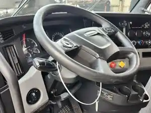 Used 2020 Freightliner Cascadia 126 Steering Column (Stock #P-107556)) Part Image