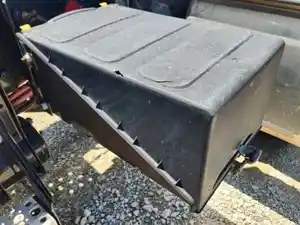 Used 2020 Freightliner M2 106 Battery Box Cover (Stock #P-507038)) Part Image