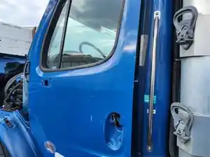 Used 2020 Freightliner M2 106 Cab (Stock #P-496957)) Part Image