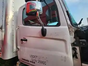Used 2020 Hino 268 Door (Stock #P-104776)) Part Image
