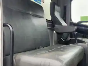 Used 2020 Hino 268 Seat (Stock #P-104123)) Part Image