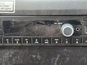 Used 2020 International MV607 Radio (Stock #P-496896)) Part Image