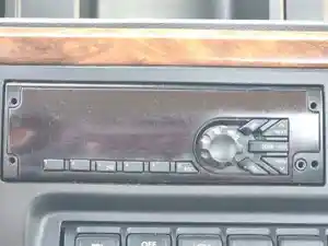 Used 2020 International RH613 Radio (Stock #P-103896)) Part Image