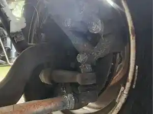 Used 2020 Isuzu NRR Spindle/Knuckle (Stock #P-83064)) Part Image