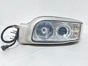 Used 2020 Peterbilt 389 Headlamp Assy (Stock #P-105766)) Part Image