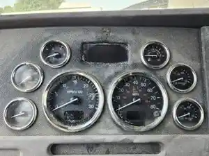 Used 2020 Peterbilt 389 Instrument Cluster (Stock #P-105722)) Part Image