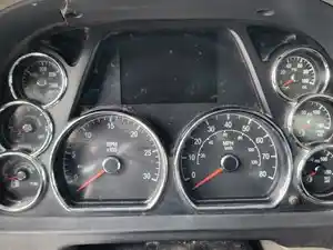 Used 2020 Peterbilt 567 Instrument Cluster (Stock #P-496214)) Part Image