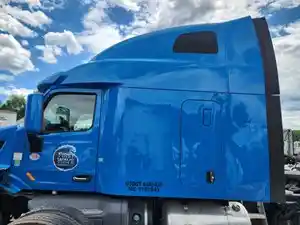 Used 2020 Peterbilt 579 Cab (Stock #P-504216)) Part Image
